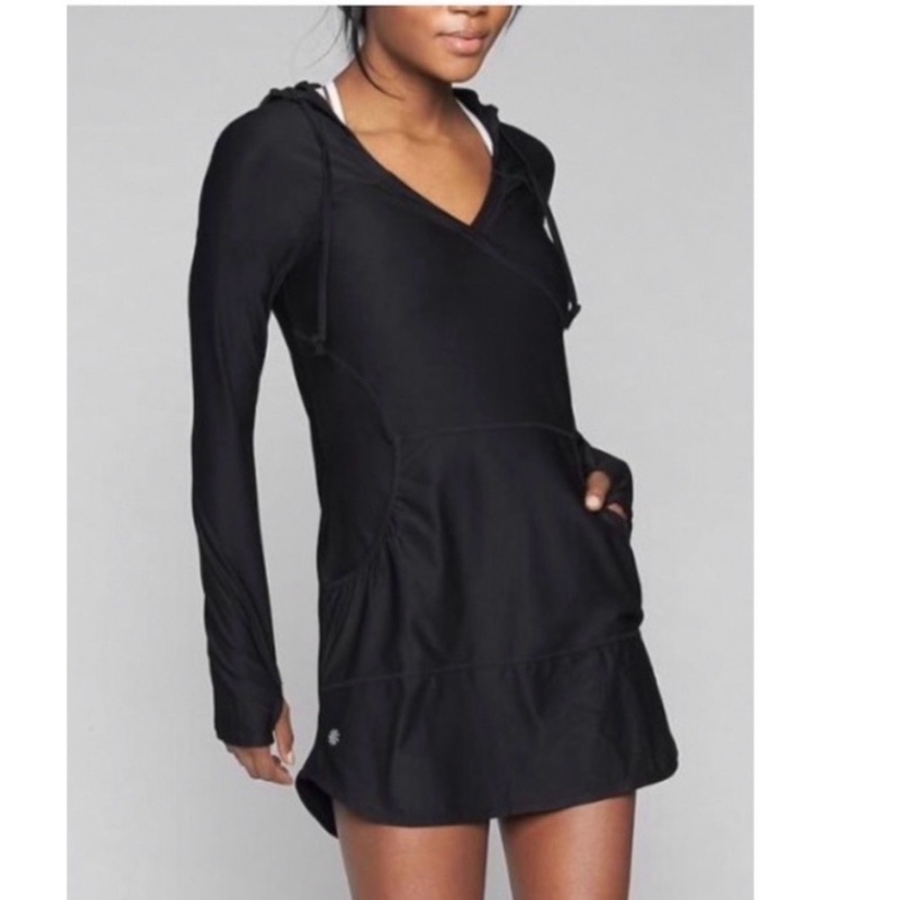 ATHLETA Wick It Wader Hooded Swimsuit Cover Up Pockets UPF 50+ Black Sz XS